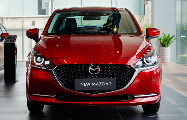 MAZDA 2 